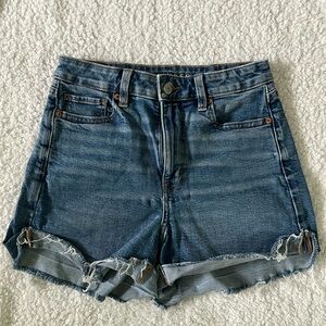 American Eagle Distressed Denim Women's Shorts
